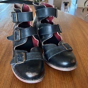 Freebird Charlotte lightly worn.